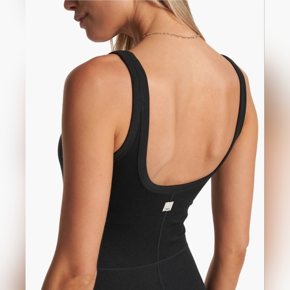 NWT Women's Vuori Halo Essential Jumpsuit. Color Black Heather. Various Sizes - Picture 5 of 6